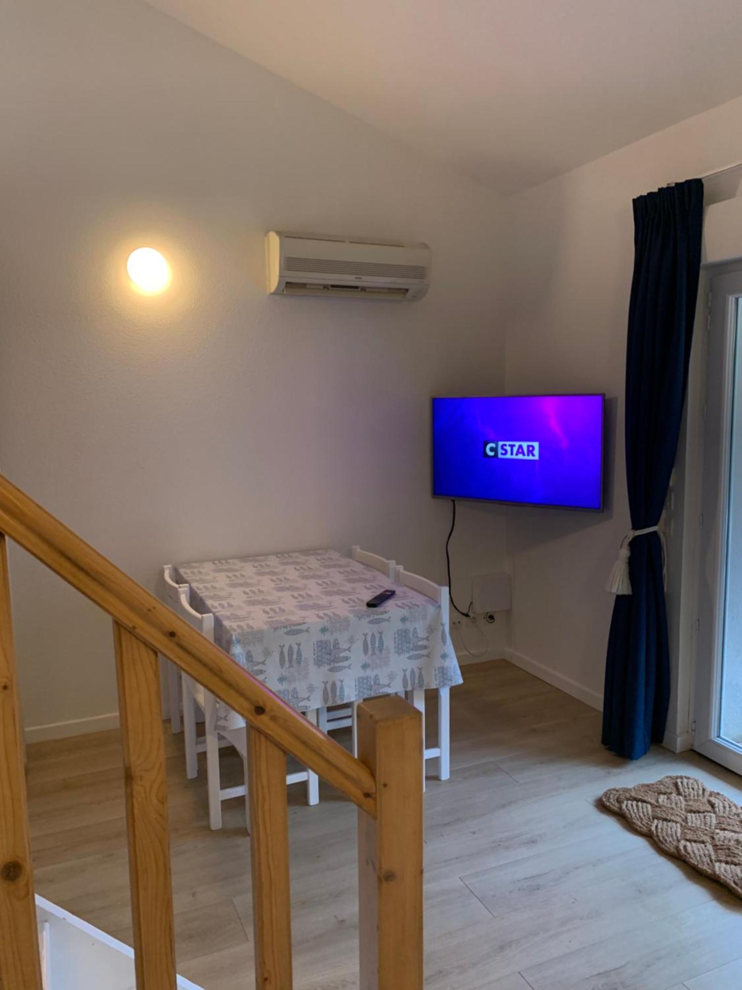 Maisonnette La Coti H5 Avec Piscine Interieure Chauffee, A 400 M De La Plage Et Menage De Fin Sejour Compris Сен-Жорж-д'Олерон Екстериор снимка